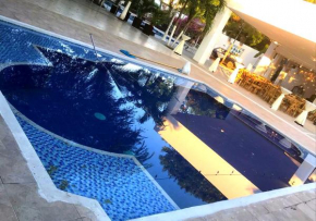 Casa Quinta con Piscina Privada Girardot